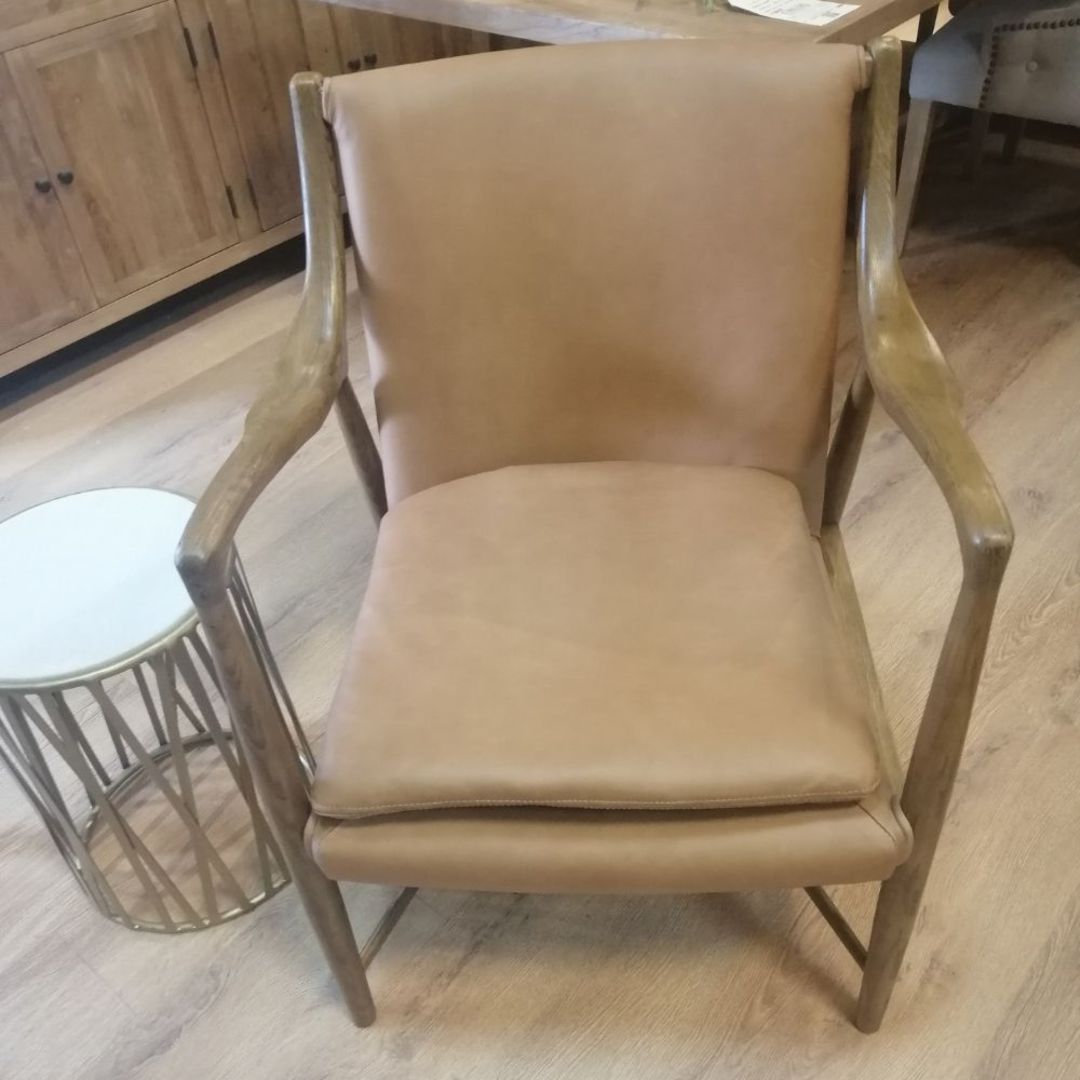 Finn Armchair Cognac Leather image 1